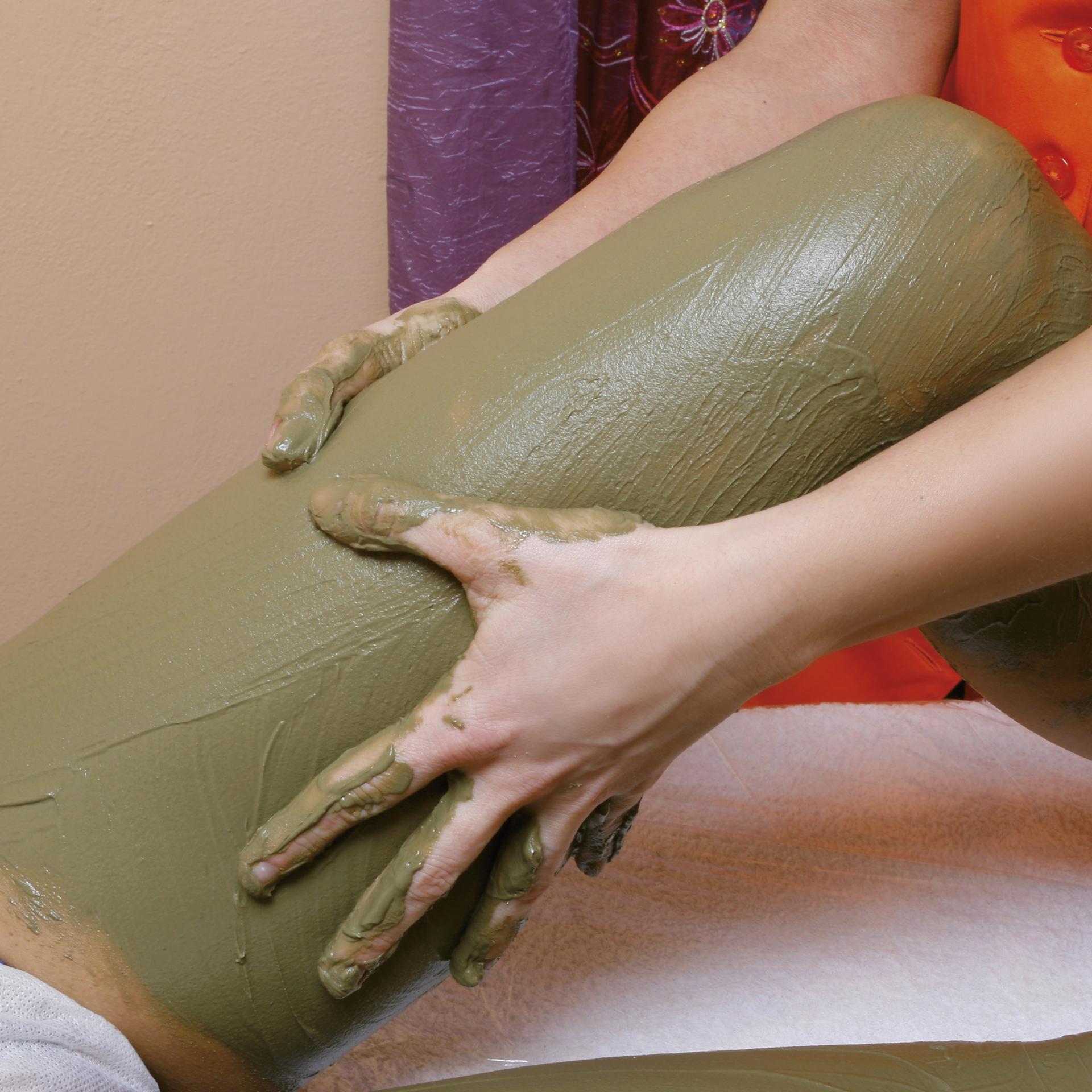 Guam Max Strength Anti-Cellulite Body Wrap for Stubborn Skin + Fangocrema Original Anti-Cellulite Cream with FIR